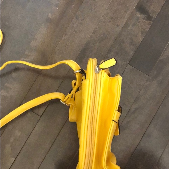 Strada yellow leather handbag purse - Picture 8 of 8